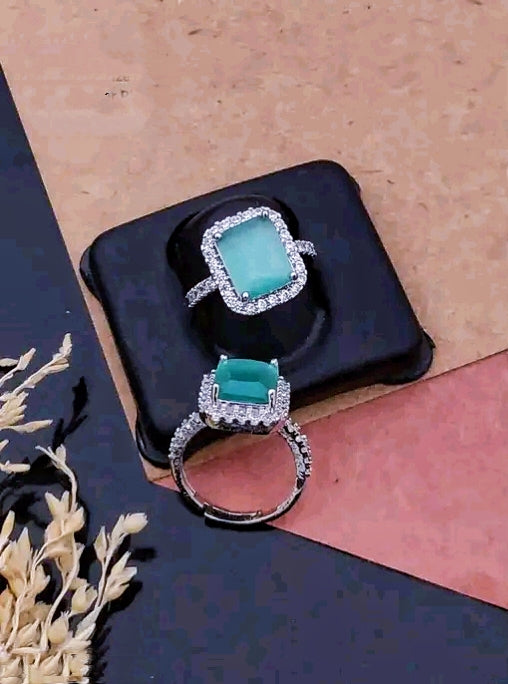 Everlast Vangi Trendy Micro-Plated American Diamond Adjustable Ring