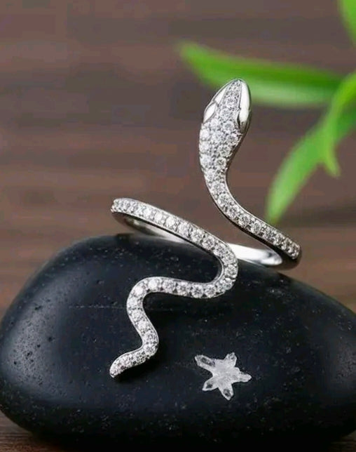Neze Silver Snake Adjustable Ring