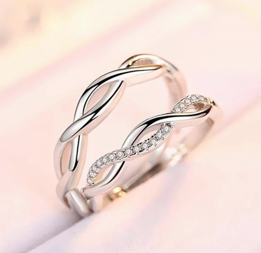 Liora – Sparkling Couple Combo Ring
