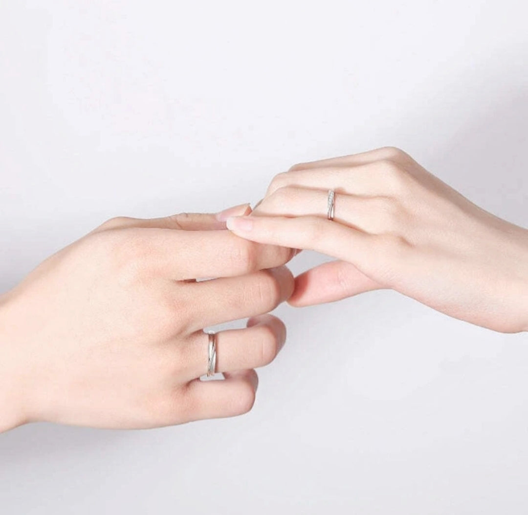 Serique – Platinum Adjustable Couple Ring Set