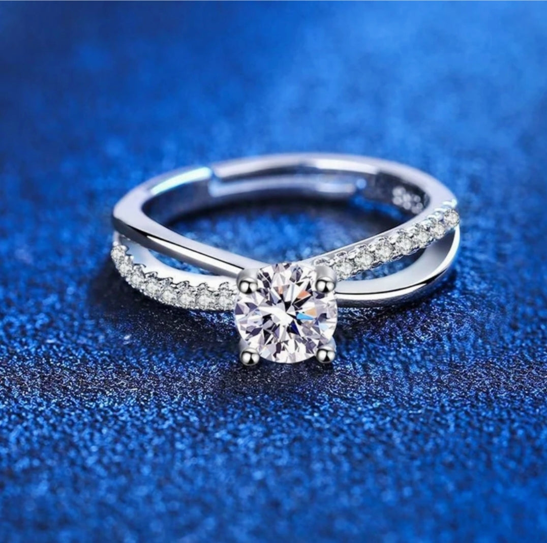 Everlast Solitaire Silver Adjustable Ring