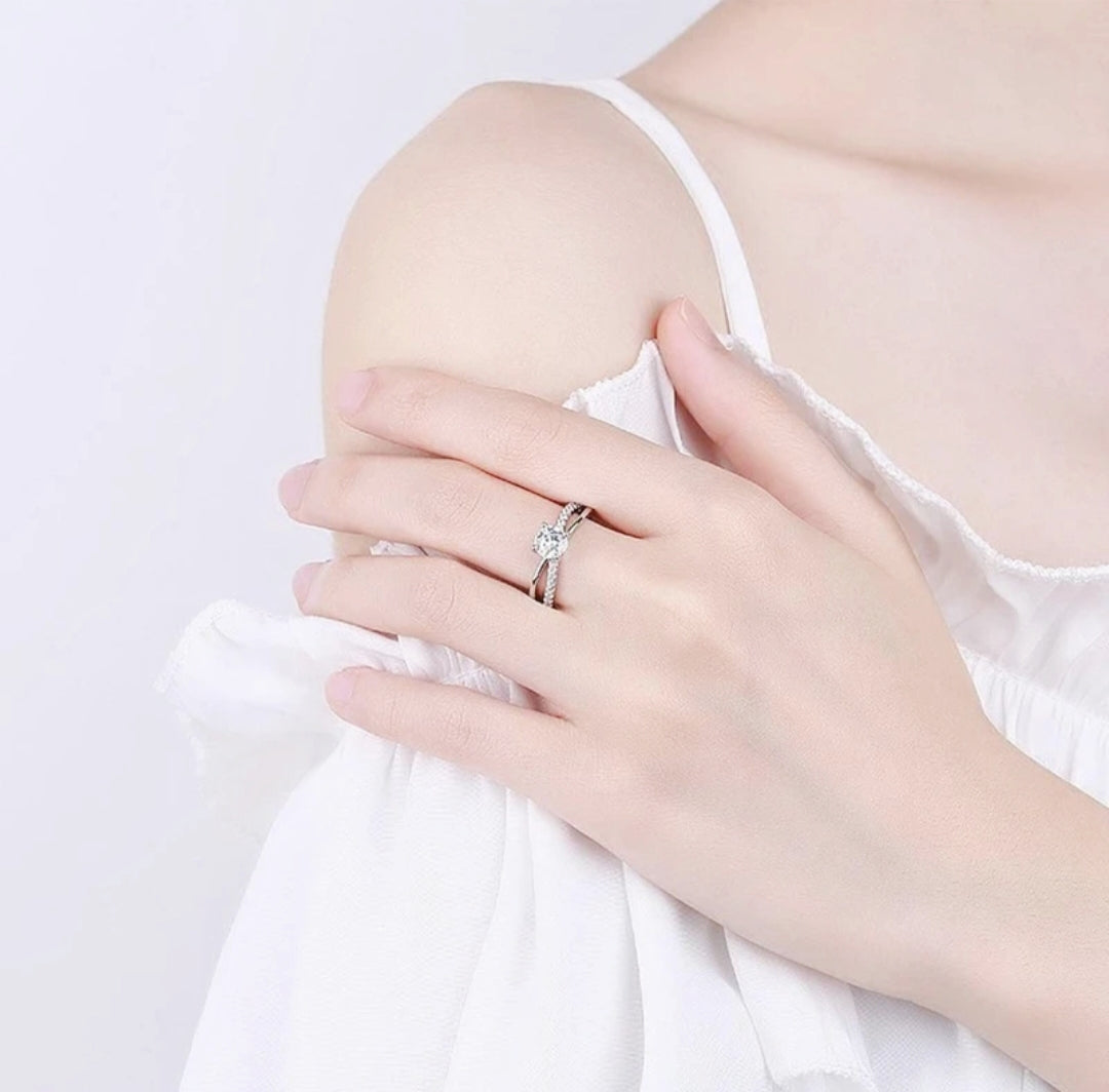 Everlast Solitaire Silver Adjustable Ring