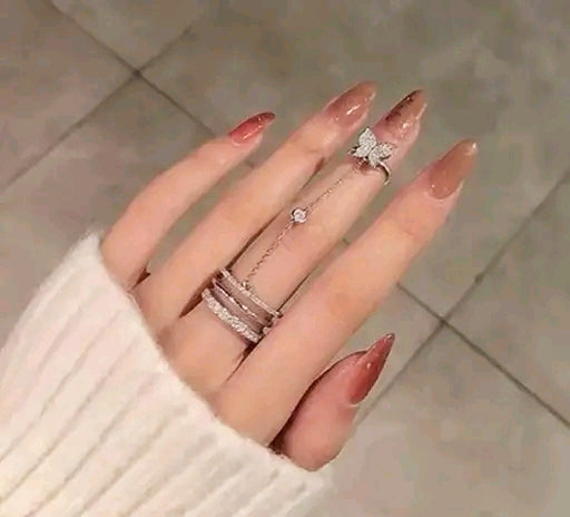 Fancy Butterfly Chain Ring
