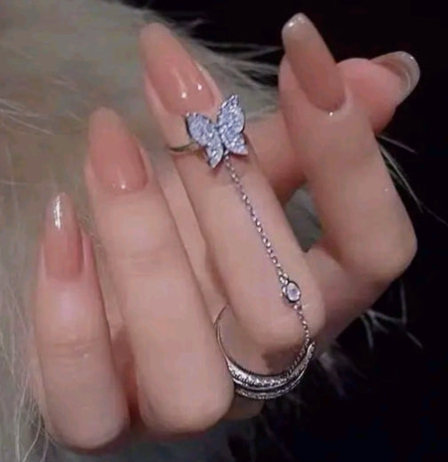 Fancy Butterfly Chain Ring