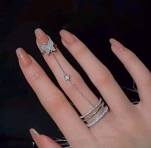 Fancy Butterfly Chain Ring