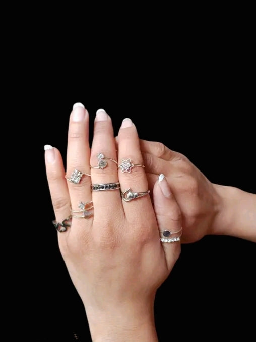 Silver Spark 8-Piece Ring Set