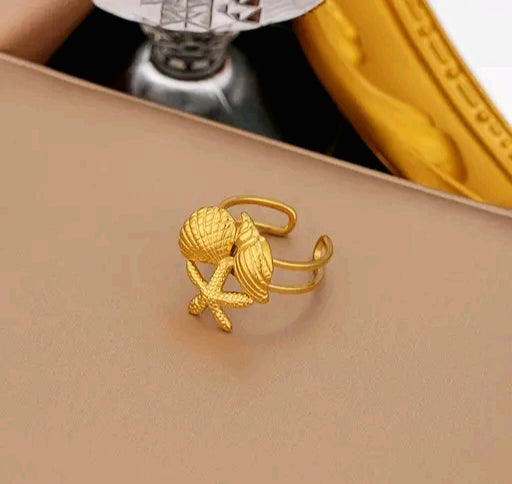 Golden Shore Shell Ring