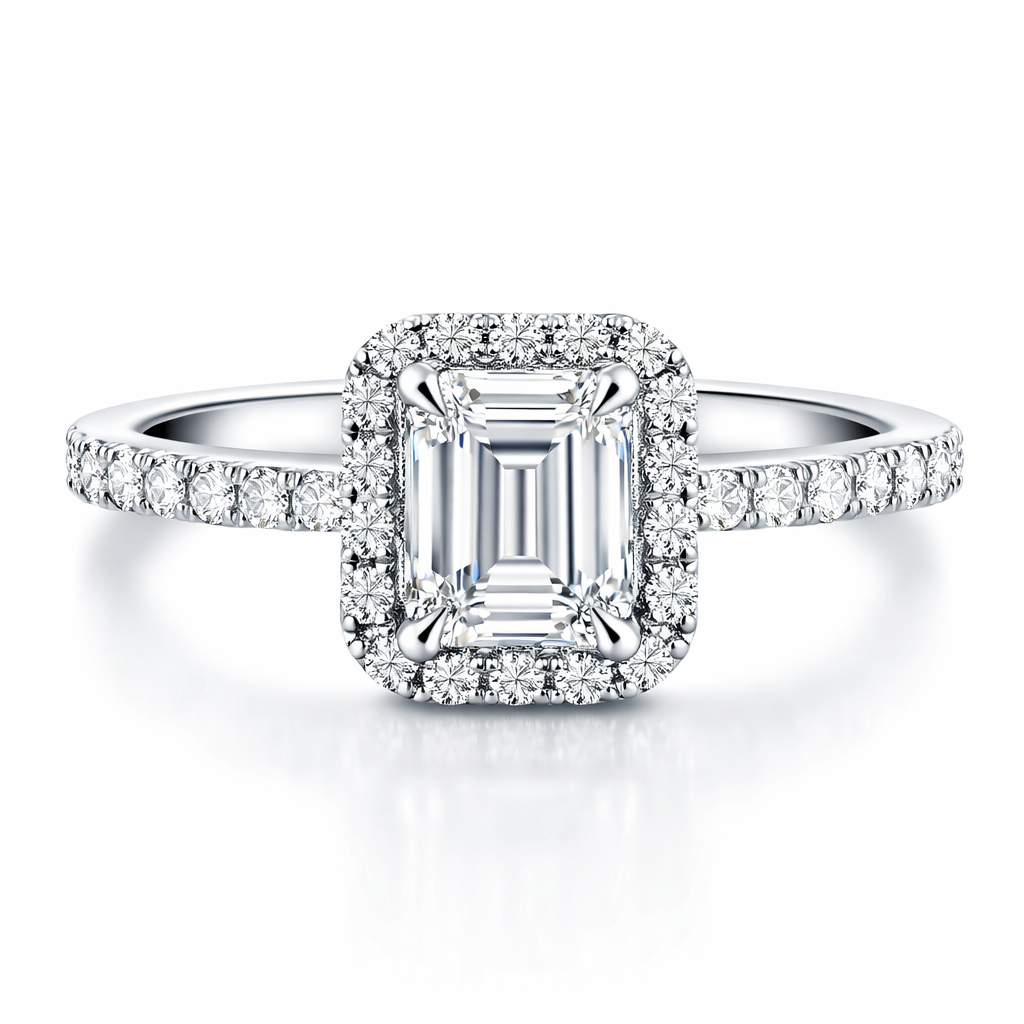 Allure Chunky Silver Ring with Glittering American Diamonds – Free Size