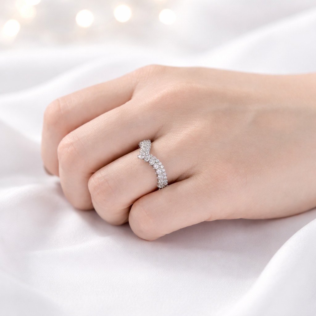 Everlast Winnifred Anti-Tarnish Silver Adjustable Ring