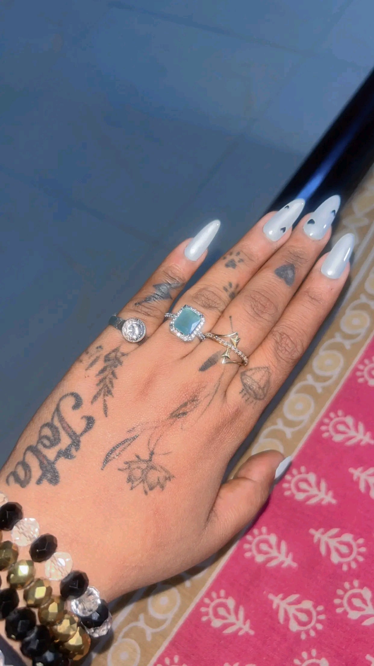 Everlast Vangi Trendy Micro-Plated American Diamond Adjustable Ring